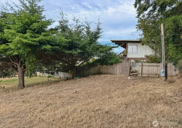 Photo 4 of Land for sale at 3687 Shorewood Ave, Greenbank, WA 98253 | MLS# NWM2578226 | Listing updated on 2026-09-25