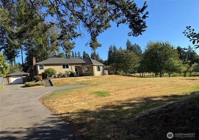 Photo 2 of Sale Pending at 6438 Tracyton Blvd Nw, Bremerton, WA 98311 | MLS# NWM2578233 | Listing updated on 2026-10-01