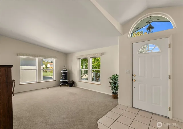 Photo 4 of Manufactured home for sale at 944 Sunrise Dr, Manson, WA 98831 | MLS# NWM2578238 | Listing updated on 2026-09-25