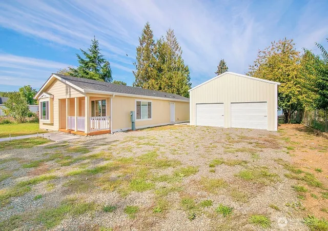 Photo 1 of Manufactured home for sale at 420 Pine St, Toledo, WA 98591 | MLS# NWM2578243 | Listing updated on 2026-09-24
