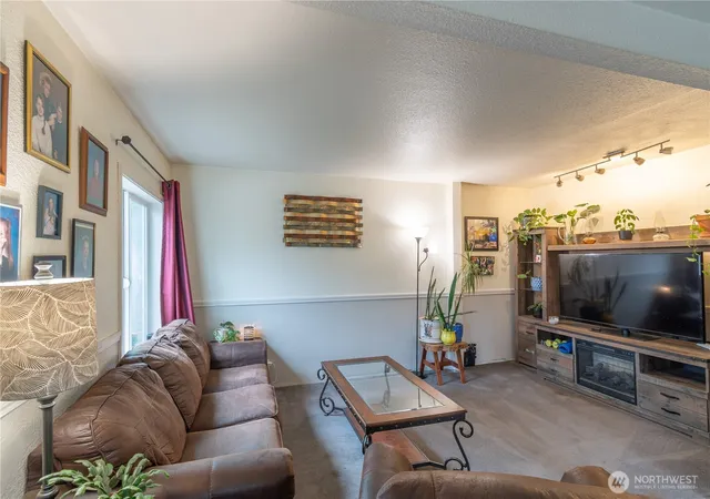 Photo 4 of Single family home for sale at 1129 S 61st Street, Tacoma, WA 98408 | MLS# NWM2578249 | Listing updated on 2026-10-01