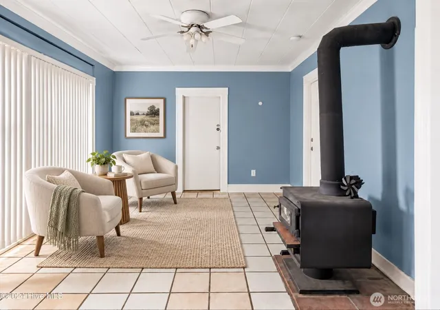 Photo 2 of Single family home for sale at 313 N G" St, Toppenish, WA 98948 | MLS# NWM2578253 | Listing updated on 2026-10-09