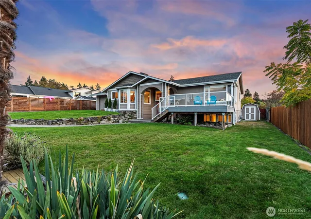 Photo 2 of Single family home for sale at 210 Champion St, Steilacoom, WA 98388 | MLS# NWM2578255 | Listing updated on 2026-10-02