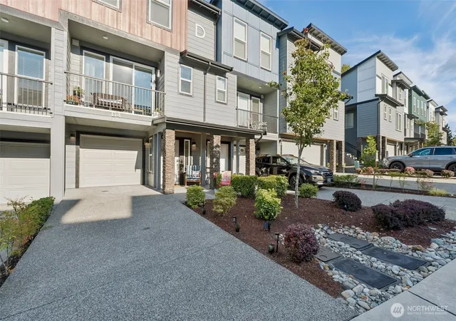 Photo 1 of Single family home for sale at 3123 148th Street Sw #D4, Lynnwood, WA 98087 | MLS# NWM2578257 | Listing updated on 2026-09-30