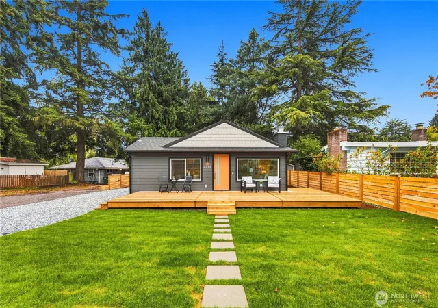 Photo 2 of Single family home for sale at 3701 Sw 105th Street, Seattle, WA 98146 | MLS# NWM2578269 | Listing updated on 2026-09-25