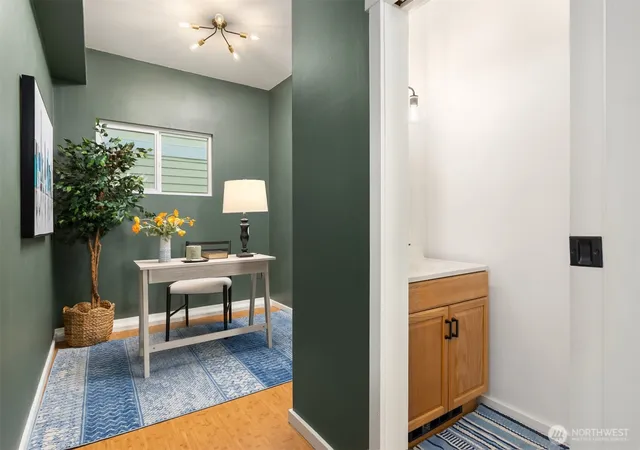 Photo 4 of Sale Pending at 346 Wyatt Way NE #10, Bainbridge Island, WA 98110 | MLS# NWM2578282 | Listing updated on 2026-09-26
