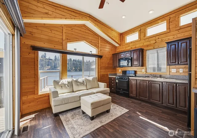 Photo 4 of Manufactured home for sale at 18617 W Williams Lake Rd #35B, Cheney, WA 99004 | MLS# NWM2578284 | Listing updated on 2026-09-21
