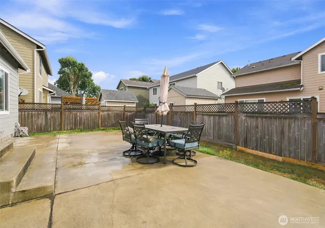 Photo 3 of Single family home for sale at 7024 Axis St Se, Lacey, WA 98513 | MLS# NWM2578296 | Listing updated on 2026-09-29