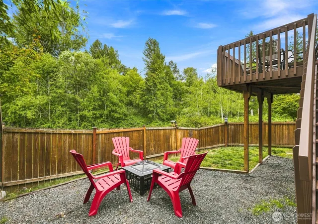 Photo 3 of Single family home for sale at 1220 N 12th Road, Mount Vernon, WA 98273 | MLS# NWM2578297 | Listing updated on 2026-09-25