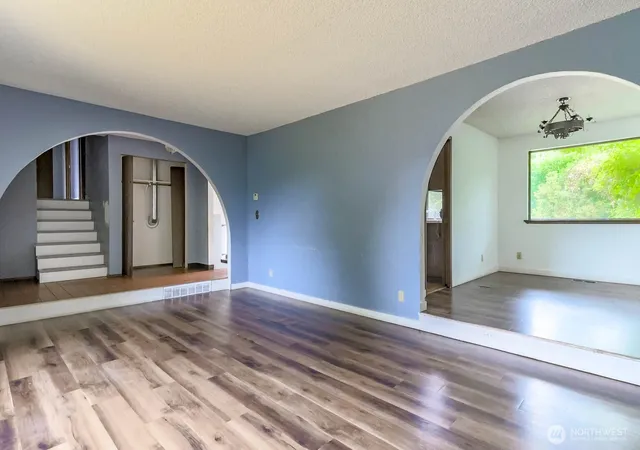 Photo 3 of Sale Pending at 1304 S 286th Street, Federal Way, WA 98003 | MLS# NWM2578305 | Listing updated on 2026-09-28
