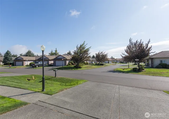 Photo 3 of Townhouse for sale at 80 Cascadia Loop, Sequim, WA 98382 | MLS# NWM2578311 | Listing updated on 2026-09-26