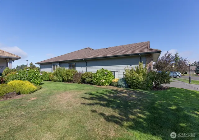 Photo 3 of Townhouse for sale at 80 Cascadia Loop, Sequim, WA 98382 | MLS# NWM2578311 | Listing updated on 2026-09-26