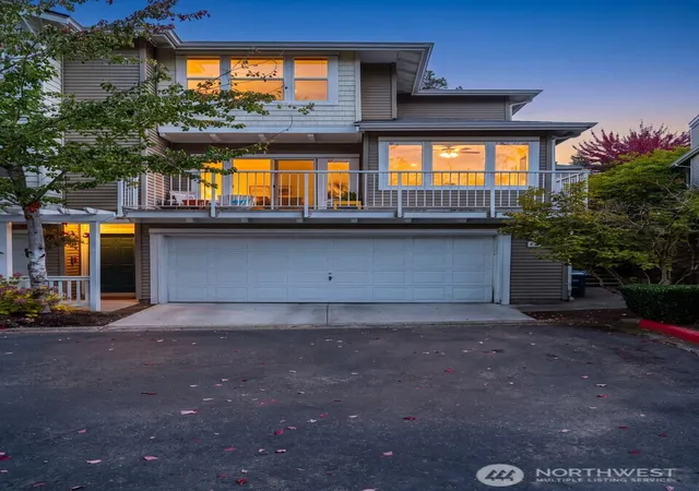 Photo 3 of Townhouse for sale at 2680 139th Avenue Se #60, Bellevue, WA 98005 | MLS# NWM2578314 | Listing updated on 2026-10-02