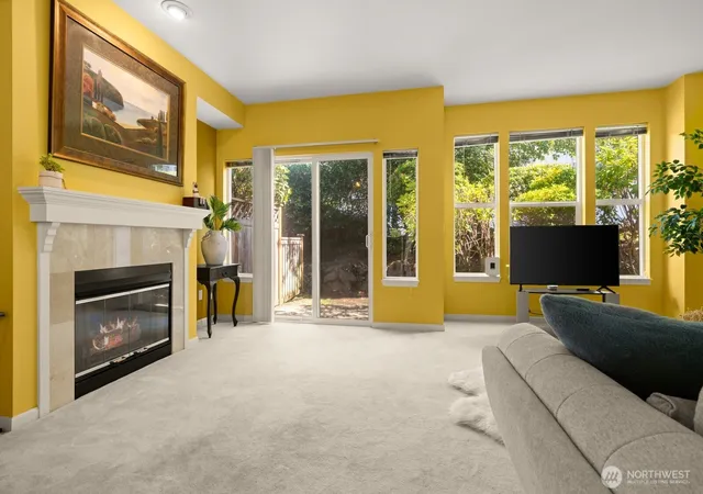 Photo 4 of Townhouse for sale at 2680 139th Avenue SE #60, Bellevue, WA 98005 | MLS# NWM2578314 | Listing updated on 2026-10-02