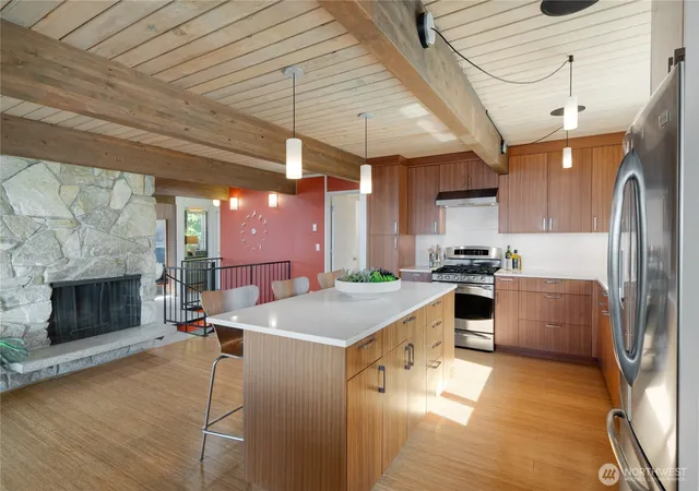 Photo 3 of Sale Pending at 2730 53rd Avenue Sw, Seattle, WA 98116 | MLS# NWM2578334 | Listing updated on 2026-09-30