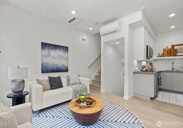 Photo 2 of Townhouse for sale at 716 11th Avenue E #A, Seattle, WA 98102 | MLS# NWM2578354 | Listing updated on 2026-09-25
