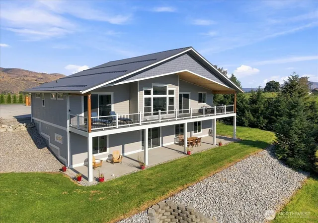 Photo 3 of Single family home for sale at 2259 Washington St, Manson, WA 98831 | MLS# NWM2578355 | Listing updated on 2026-10-02