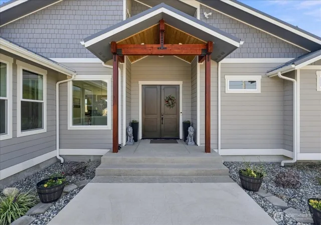 Photo 3 of Single family home for sale at 2259 Washington St, Manson, WA 98831 | MLS# NWM2578355 | Listing updated on 2026-10-02