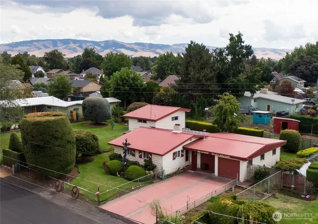 Photo 1 of Single family home for sale at 1850 Delmont St, Walla Walla, WA 99362 | MLS# NWM2578382 | Listing updated on 2026-10-13