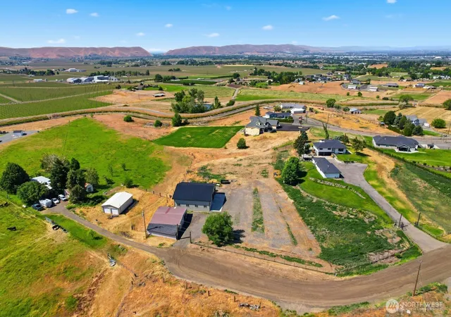 Photo 4 of Land for sale at 0 Oliver Dr, Yakima, WA 98901 | MLS# NWM2578396 | Listing updated on 2026-09-25