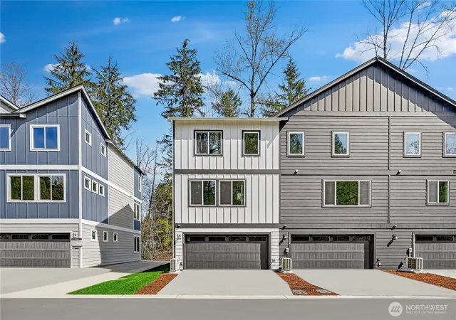 Photo 3 of Sale Pending at 32436 Anchor Ave Se, Black Diamond, WA 98010 | MLS# NWM2578441 | Listing updated on 2026-09-29