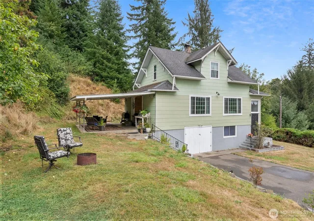 Photo 3 of Single family home for sale at 23 Elk Crk Rd, Raymond, WA 98577 | MLS# NWM2578445 | Listing updated on 2026-09-25