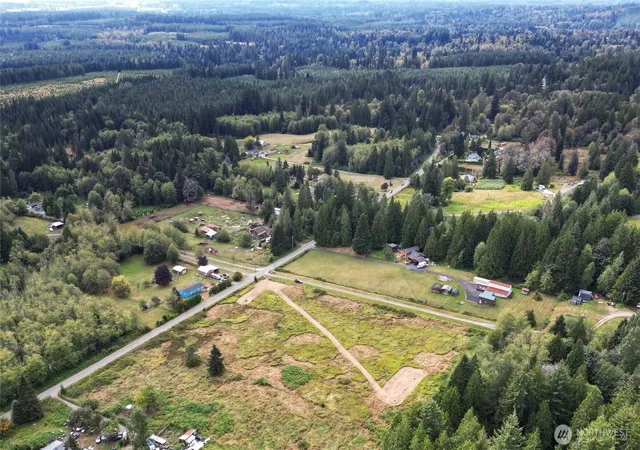 Photo 4 of Sale Pending at 11301 Grandview Rd, Arlington, WA 98223 | MLS# NWM2578463 | Listing updated on 2026-09-24