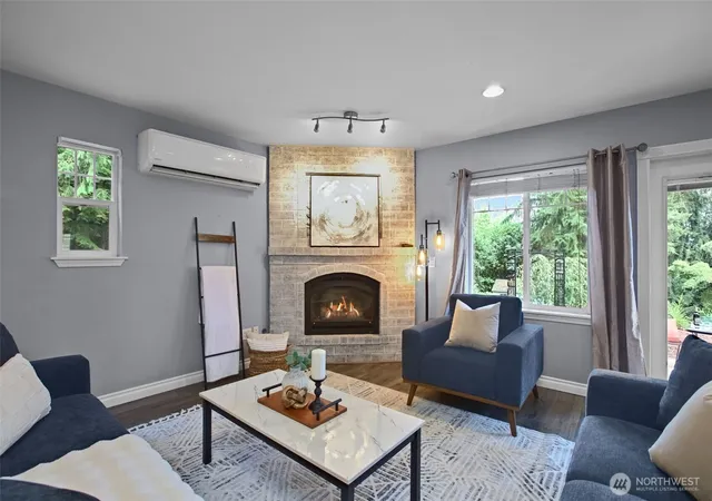 Photo 4 of Single family home for sale at 16931 SE Newport Way, Bellevue, WA 98006 | MLS# NWM2578465 | Listing updated on 2026-10-01