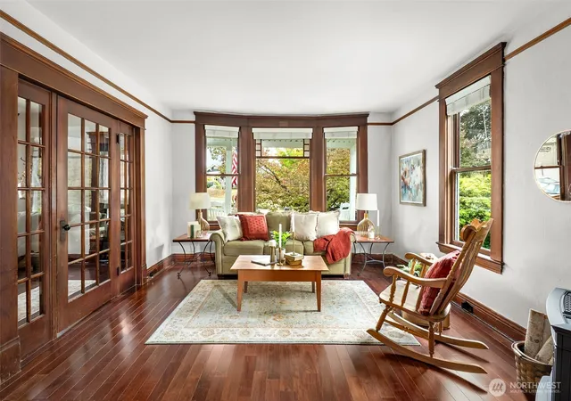 Photo 4 of Sale Pending at 52 Cedar Ave, Snohomish, WA 98290 | MLS# NWM2578471 | Listing updated on 2026-09-25
