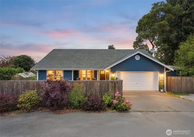 Photo 1 of Sale Pending at 10217 21st Avenue Sw, Seattle, WA 98146 | MLS# NWM2578477 | Listing updated on 2026-09-25