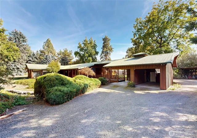 Photo 1 of Single family home for sale at 1240 Se 12th Street, College Place, WA 99324 | MLS# NWM2578517 | Listing updated on 2026-10-07