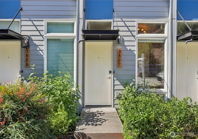 Photo 23 of Single family home for sale at 3857 21st Avenue SW, Seattle, WA 98106 | MLS# NWM2578519 | Listing updated on 2026-10-08