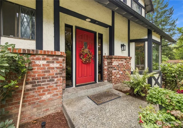 Photo 3 of Single family home for sale at 18115 Ne 113th Street, Redmond, WA 98052 | MLS# NWM2578571 | Listing updated on 2026-10-02