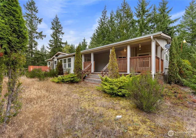 Photo 2 of Manufactured home for sale at 910 NE Tahuya River Rd, Tahuya, WA 98588 | MLS# NWM2578579 | Listing updated on 2026-10-10
