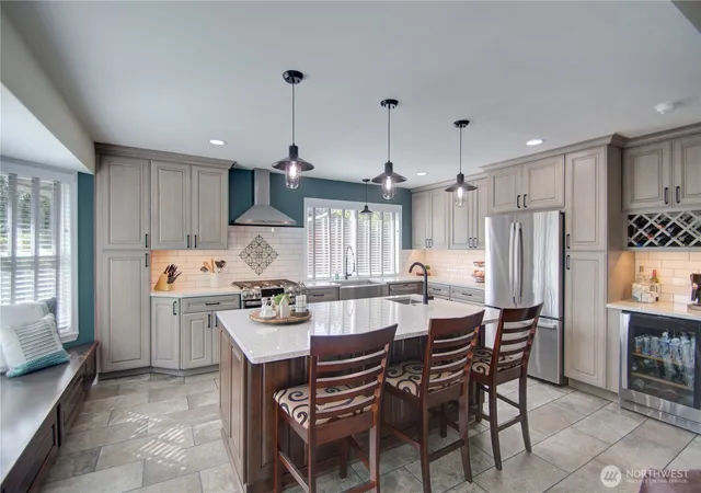Photo 3 of Sale Pending at 3737 Goldcrest Hts NW, Olympia, WA 98502 | MLS# NWM2578587 | Listing updated on 2026-09-18