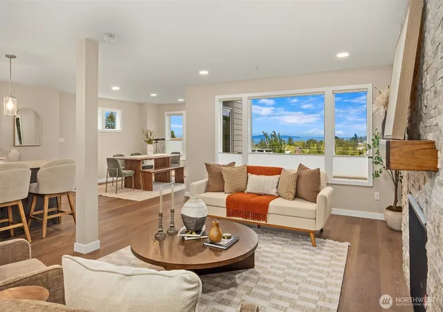 Photo 3 of Condo for sale at 550 Paradise Ln #B201, Edmonds, WA 98020 | MLS# NWM2578590 | Listing updated on 2026-09-28