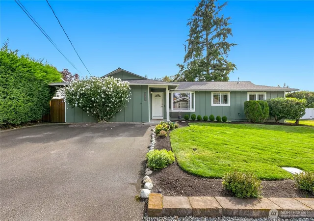 Photo 2 of Single family home for sale at 19032 86th Avenue Ne, Bothell, WA 98011 | MLS# NWM2578597 | Listing updated on 2026-10-02