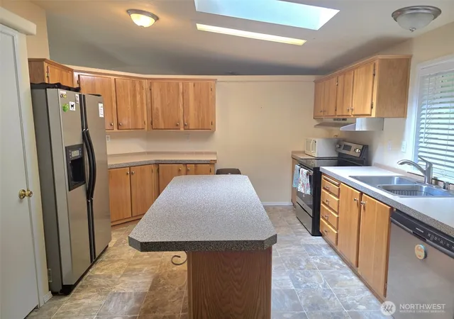 Photo 4 of Sale Pending at 17114 153rd Avenue SE #17, Yelm, WA 98597 | MLS# NWM2578626 | Listing updated on 2026-09-27
