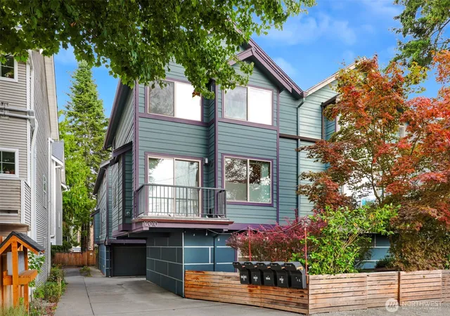Townhouse for sale at 12010 31st Avenue NE #B, Seattle, WA 98125 | MLS# NWM2578632