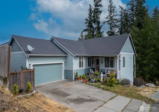 Photo 1 of Single family home for sale at 4011 203rd Street Ct E, Spanaway, WA 98387 | MLS# NWM2578637 | Listing updated on 2026-09-25