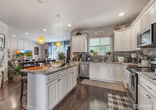 Photo 4 of Single family home for sale at 4011 203rd Street Ct E, Spanaway, WA 98387 | MLS# NWM2578637 | Listing updated on 2026-09-25