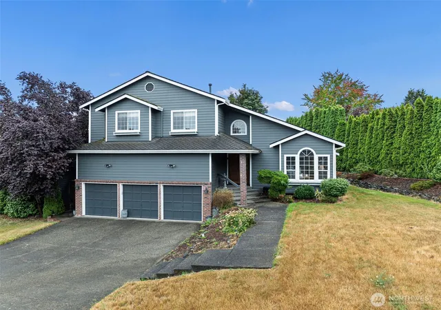 Photo 1 of Single family home for sale at 4639 Sw 328th Place, Federal Way, WA 98023 | MLS# NWM2578639 | Listing updated on 2026-09-30