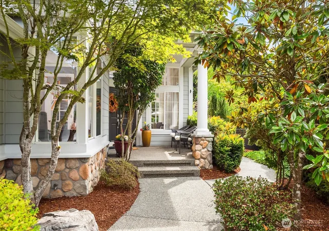 Photo 3 of Single family home for sale at 4638 230th Terrace SE, Sammamish, WA 98075 | MLS# NWM2578642 | Listing updated on 2026-09-29