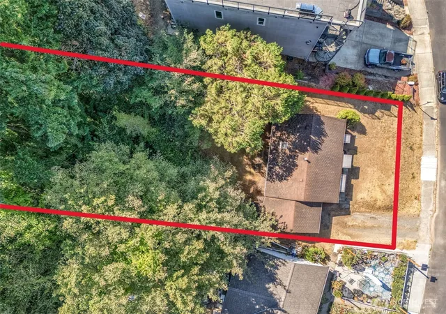 Photo 2 of Single family home for sale at 406 Windsor Way Ne, Renton, WA 98056 | MLS# NWM2578659 | Listing updated on 2026-10-01