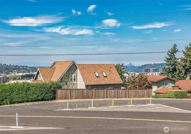 Photo 3 of Single family home for sale at 406 Windsor Way NE, Renton, WA 98056 | MLS# NWM2578659 | Listing updated on 2026-10-01