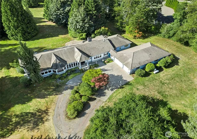 Photo 2 of Single family home for sale at 25725 Ne 80th Street, Redmond, WA 98053 | MLS# NWM2578667 | Listing updated on 2026-10-02