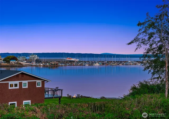 Photo 4 of Single family home for sale at 10737 NE W Kingston Rd, Kingston, WA 98346 | MLS# NWM2578691 | Listing updated on 2026-09-30