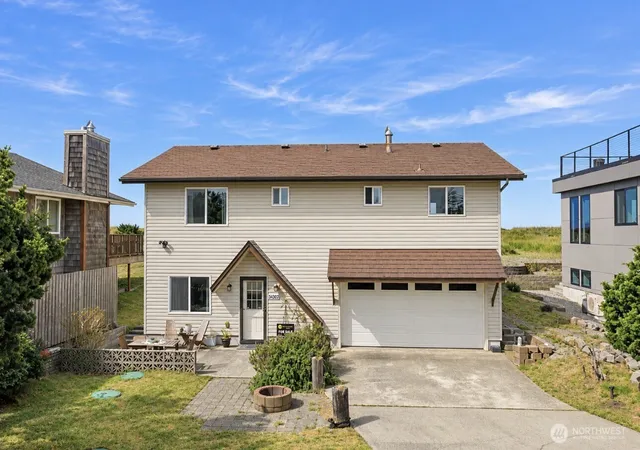 Photo 2 of Single family home for sale at 34309 G St, Ocean Park, WA 98640 | MLS# NWM2578724 | Listing updated on 2026-10-08