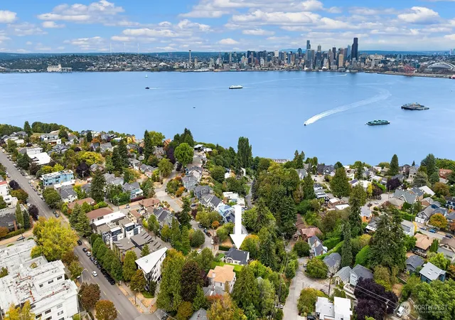 Photo 3 of Sale Pending at 1736 Palm Ave Sw, Seattle, WA 98116 | MLS# NWM2578742 | Listing updated on 2026-09-22