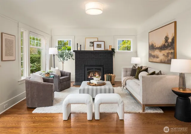 Photo 3 of Sale Pending at 1736 Palm Ave SW, Seattle, WA 98116 | MLS# NWM2578742 | Listing updated on 2026-09-22